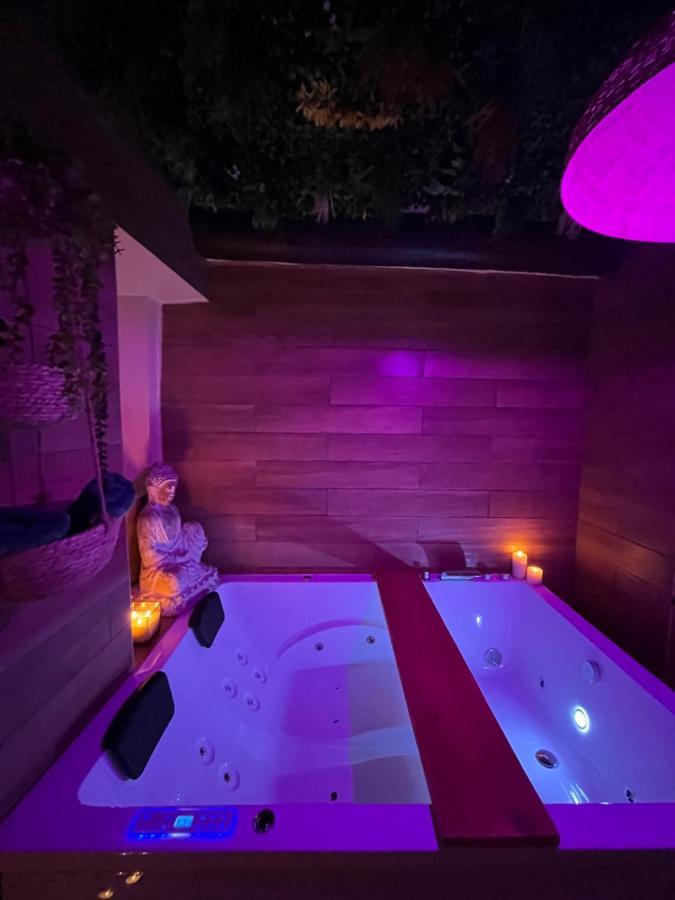 Le Balneo Jacuzzi Vieil Antibes Safranier Apartment Exterior photo